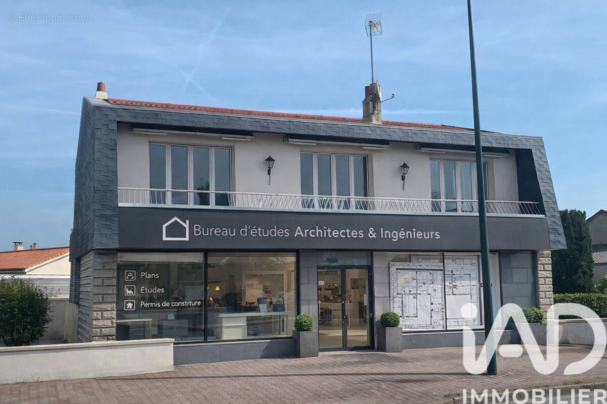 Photo 1 - Maison à CHALLANS