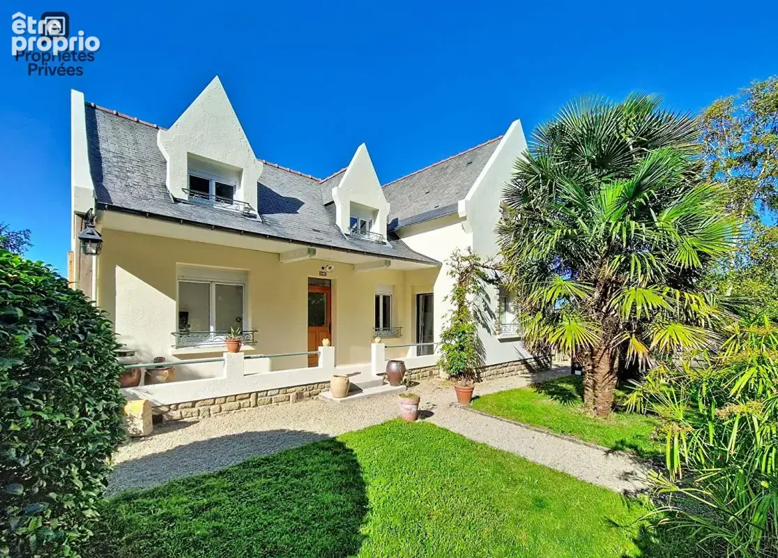 Maison de caractère rénovée avec terrain constructible de 2 959 m² et vue dégagée - photo 2