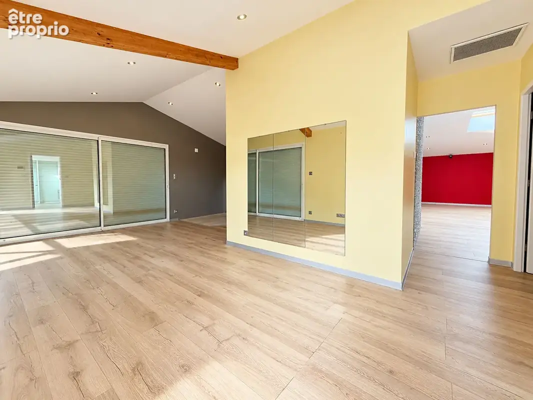 Maison 3 pièces de 88m² + 200m² de jardin + 2 parkings ! MONDONVILLE - photo 6