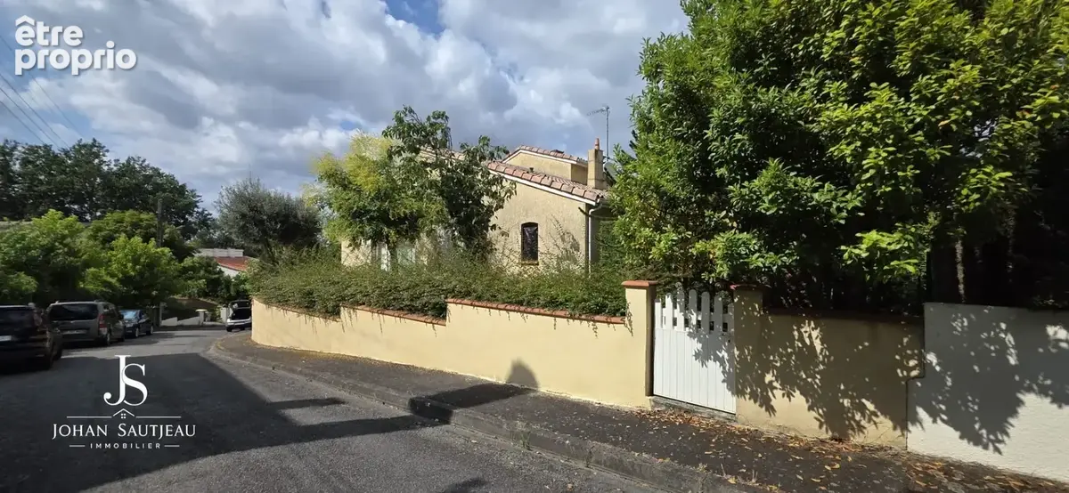 RAMONVILLE-SAINT-AGNE — Superbe maison familiale avec vue panoramique exceptionnelle - photo 2