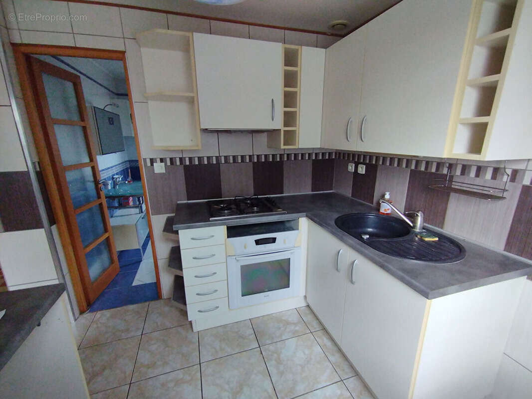 Maison à CHAPELLE-GUILLAUME