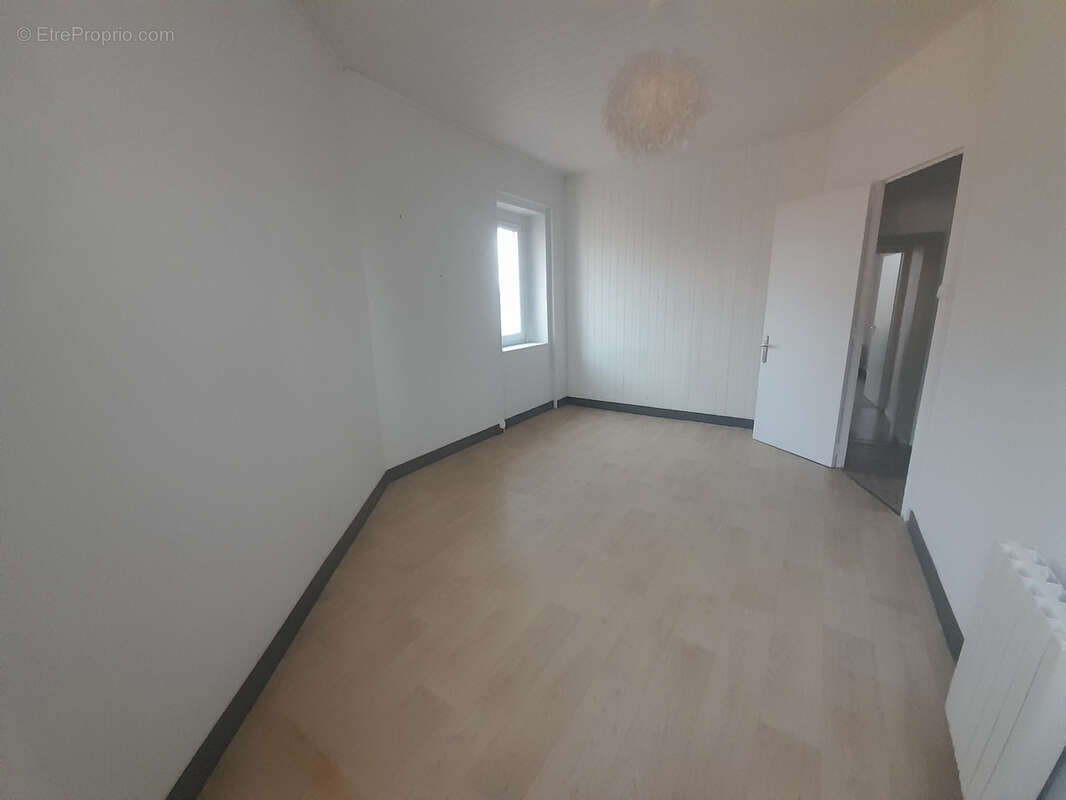 Maison à LES HERBIERS