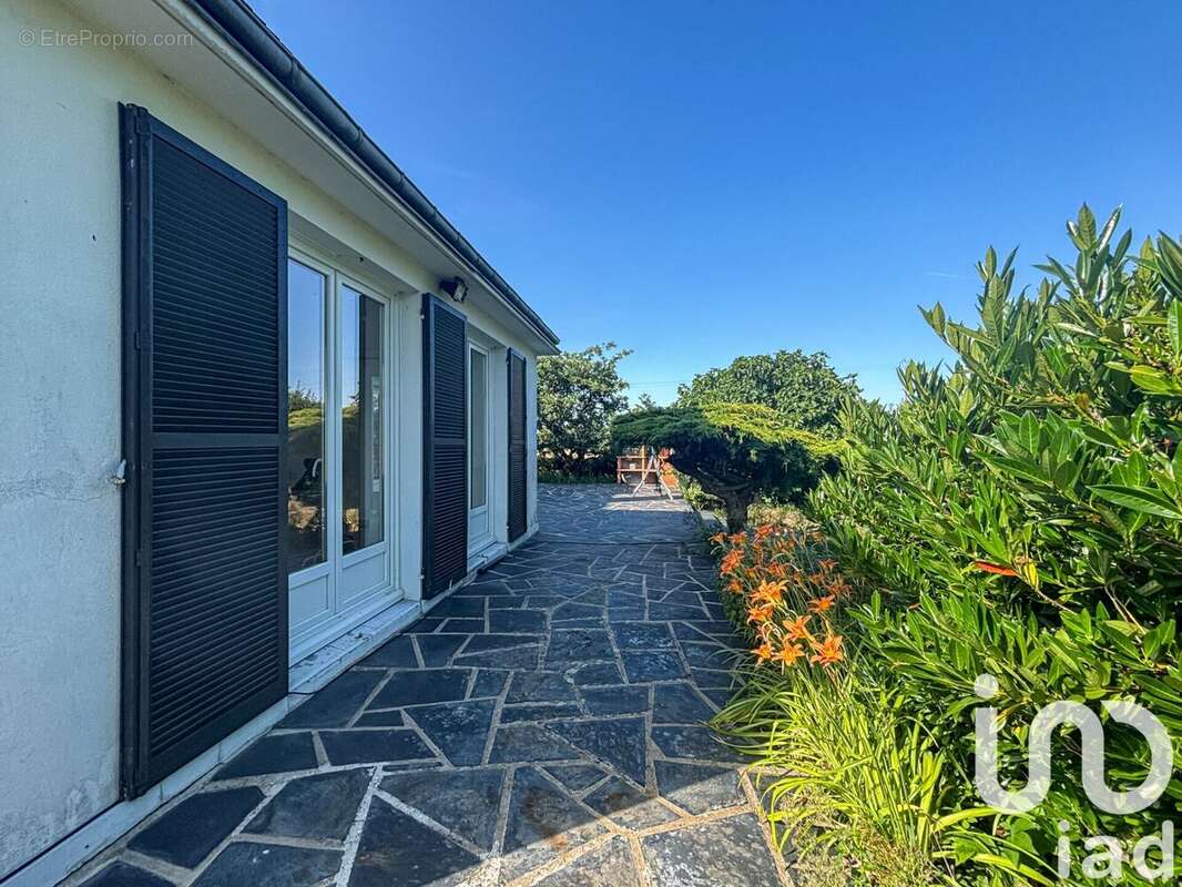 Photo 2 - Maison à CORBEILLES