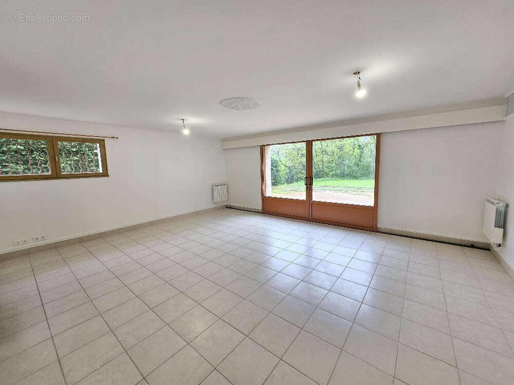 Maison à FRANCHEVILLE