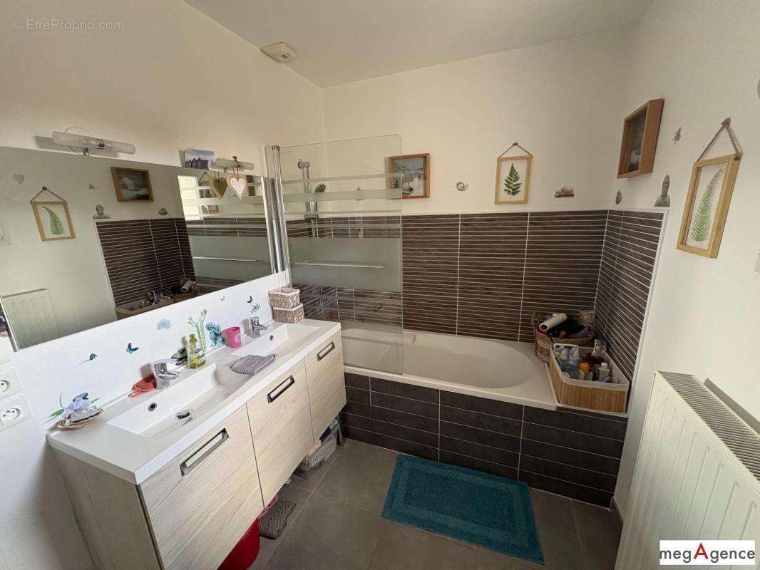 Maison à LES SORINIERES