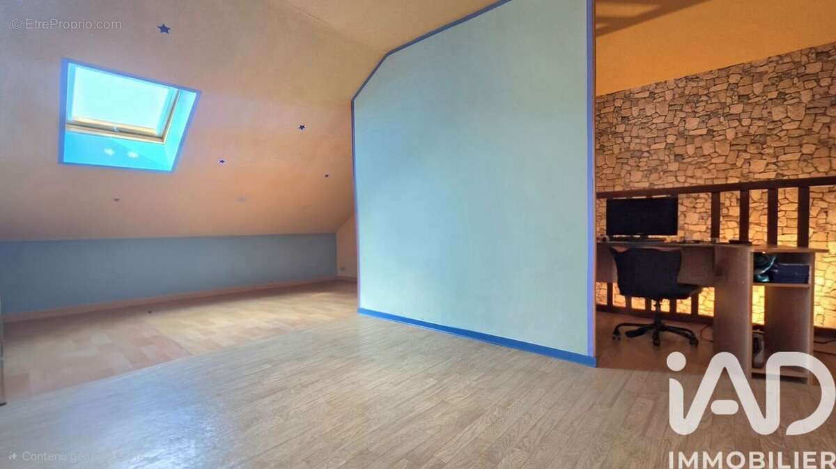 Photo 9 - Appartement à CHARLEVILLE-MEZIERES