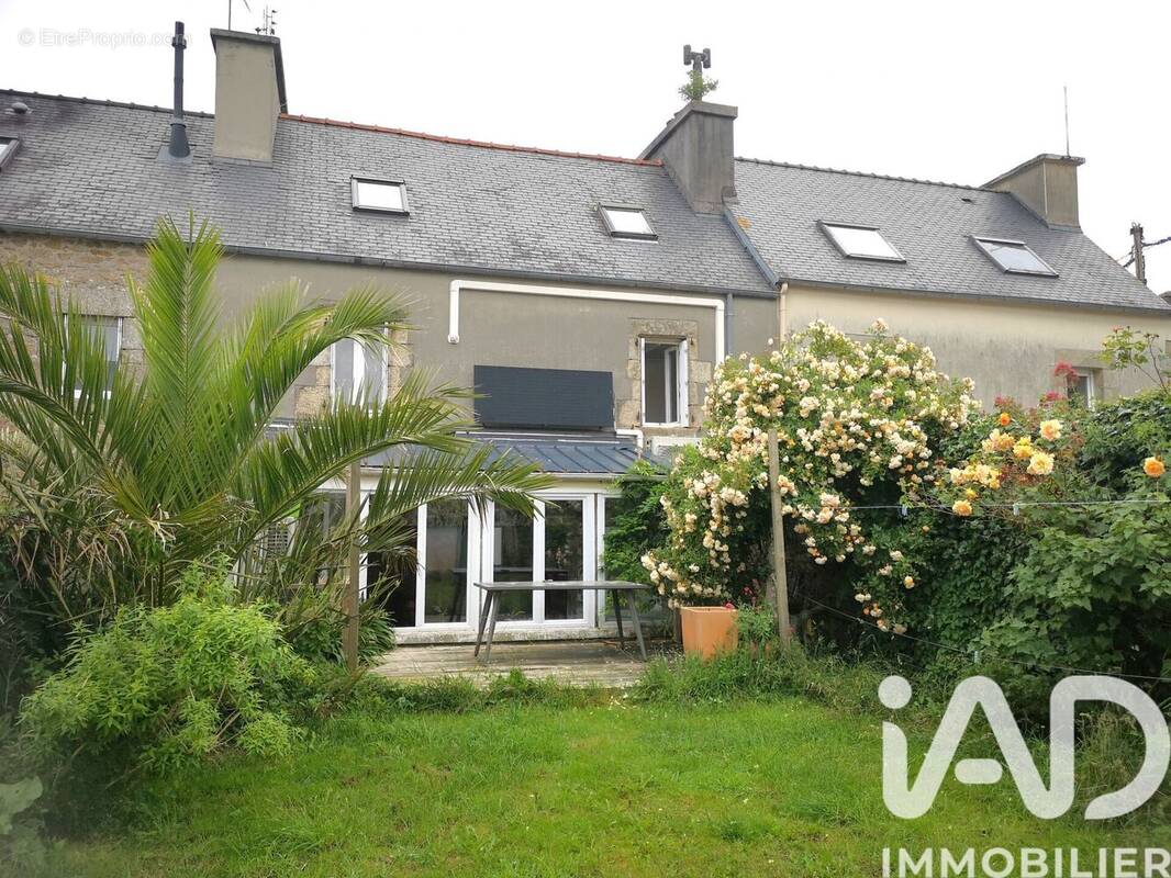 Photo 1 - Maison à PLOUGUERNEAU