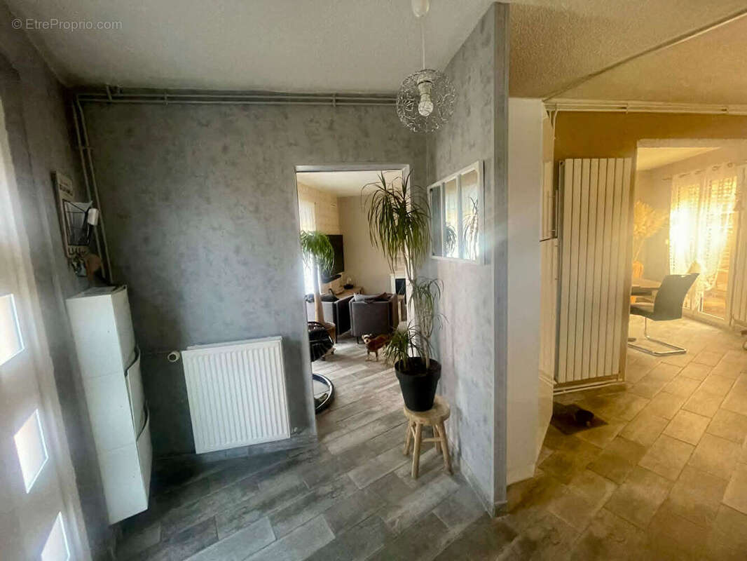 Maison à LAUWIN-PLANQUE