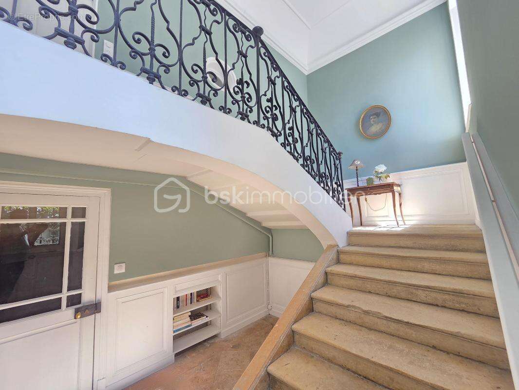 Magnifique Appartement de prestige de 204m² en hyper centre ville de Nevers - photo 2