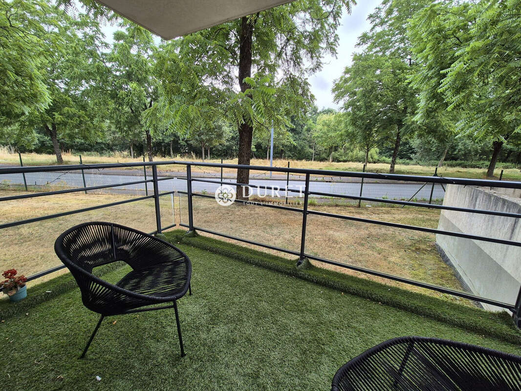 Appartement 32 m² à La Roche-Sur-Yon  - photo 6