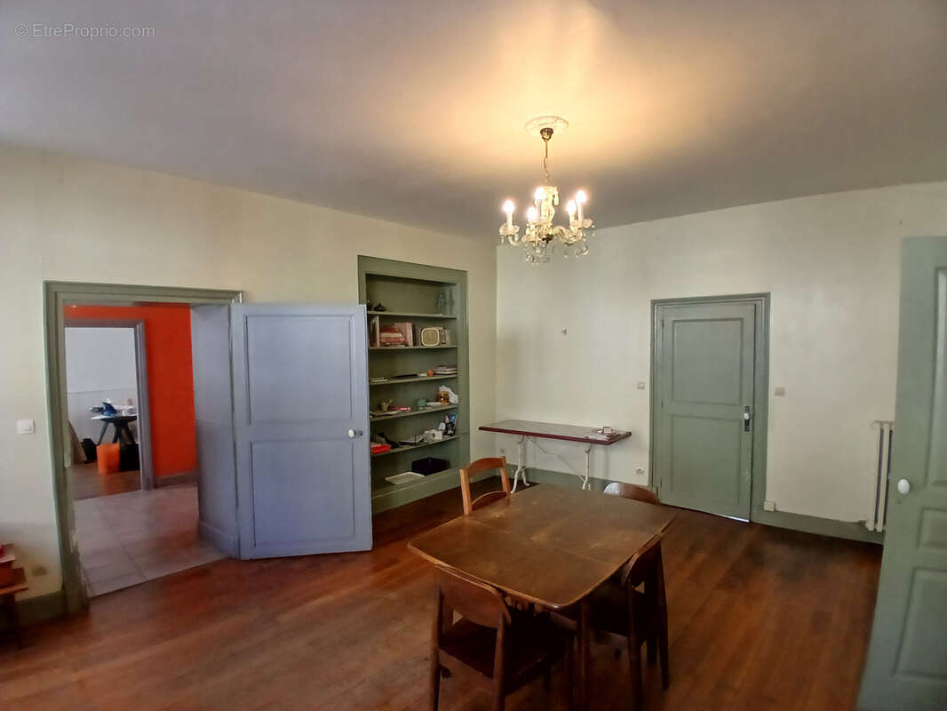 Maison à LORMES