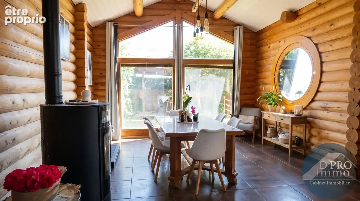 Coup de coeur pour cette maison au charme unique ! - photo 2