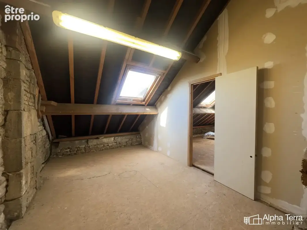 Commerce 209 m² à Douvres-La-Delivrande  - photo 8