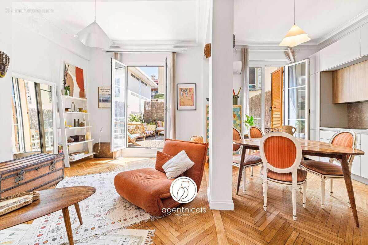 Nice // libération : 2 pièces / entièrement rénové / bourgeois / exceptionnelle terrasse - photo 14