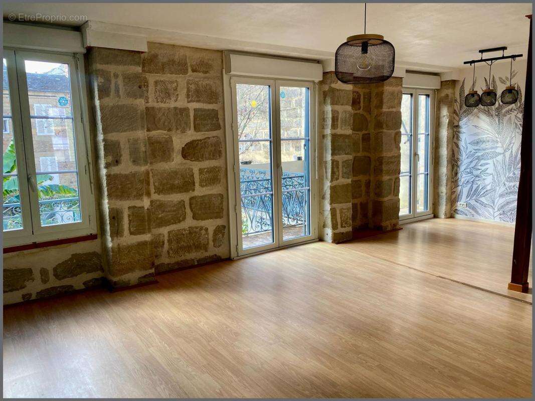 Maison à BRIVE-LA-GAILLARDE