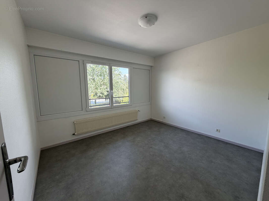 Thonon- Grangette T4 au 1er étage avec balcon - photo 4