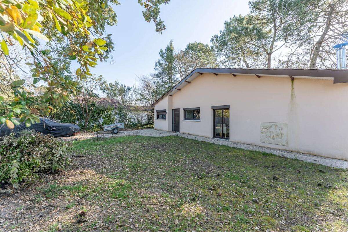 Maison à LE TAILLAN-MEDOC