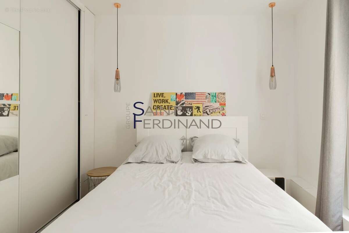 Appartement à NEUILLY-SUR-SEINE