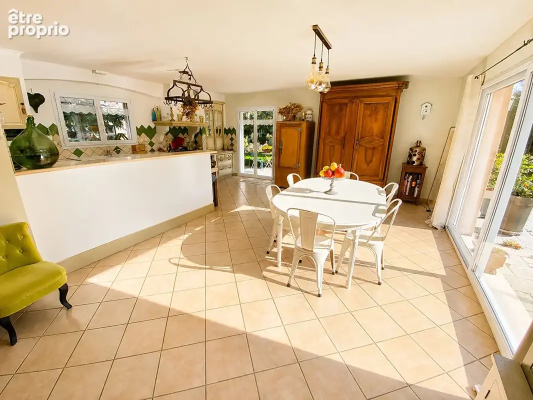 Maison 200m2 - Terrain 1093m2 - photo 4