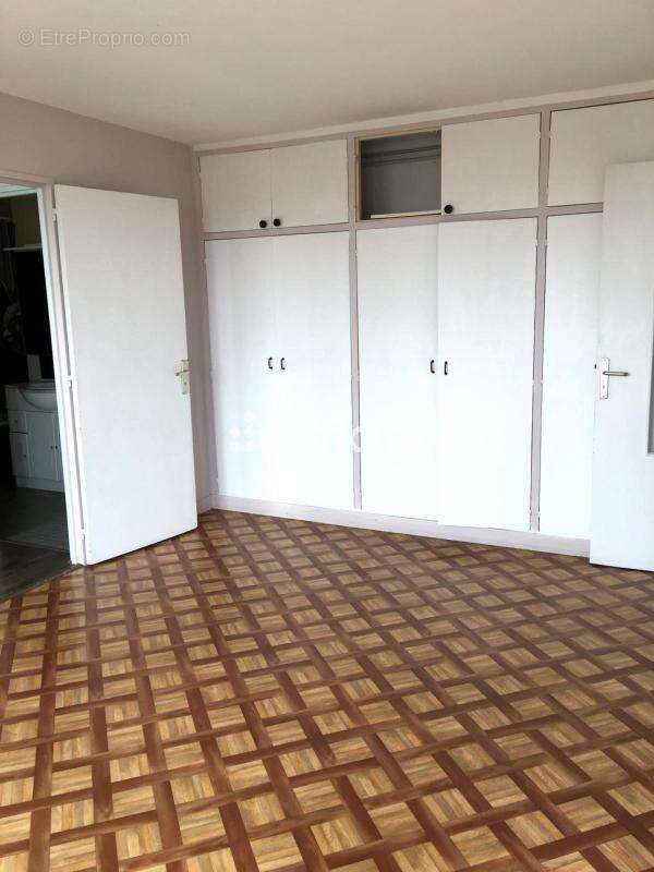 Appartement à ROMAINVILLE