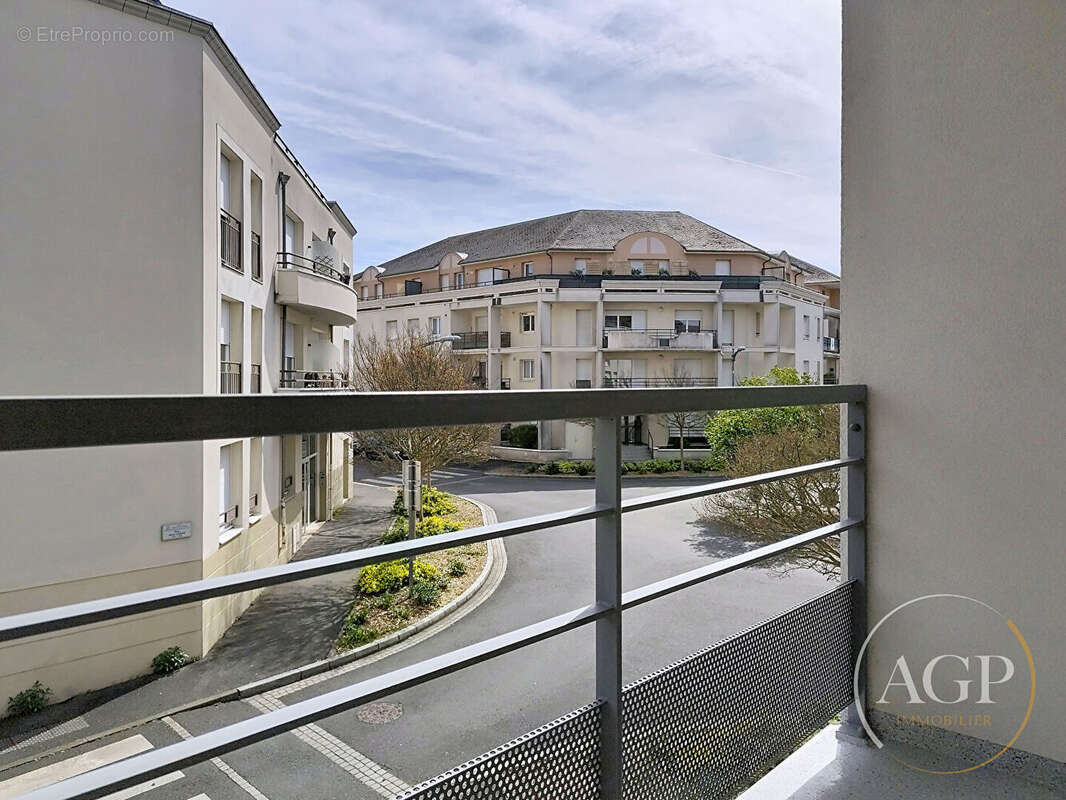 Appartement à FLEURY-LES-AUBRAIS