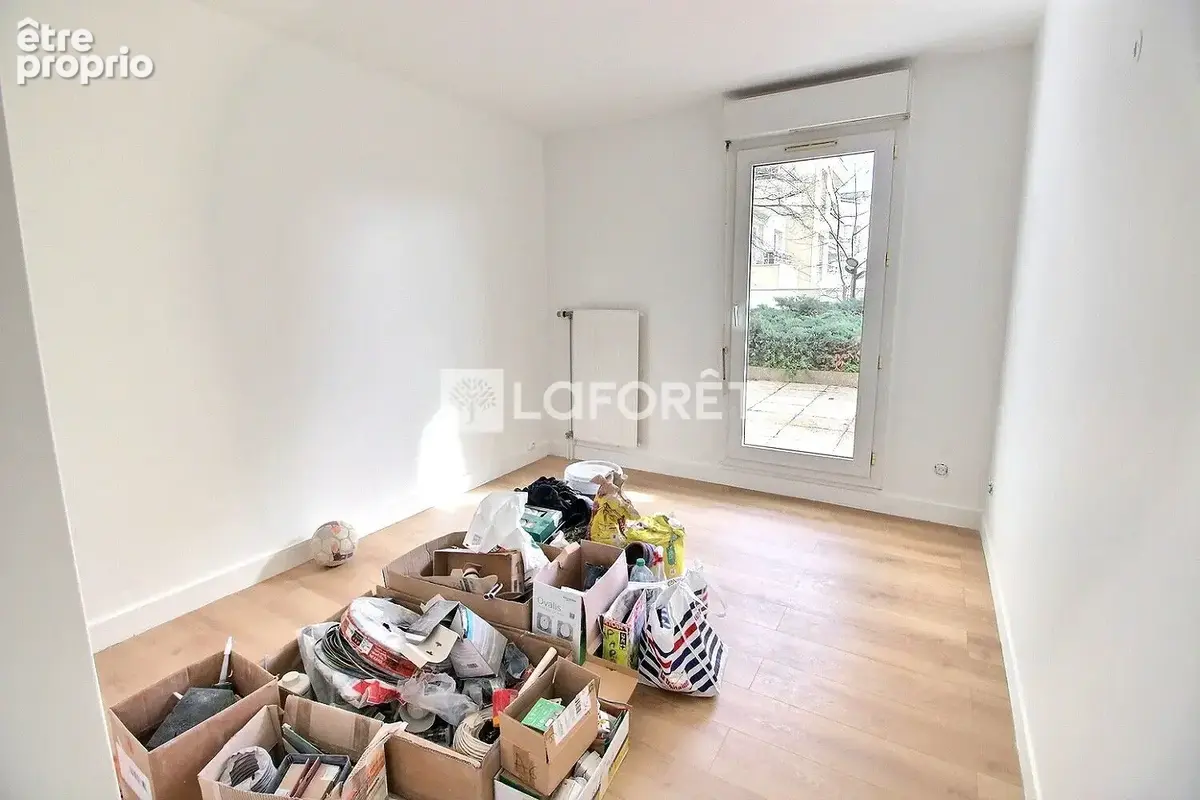 Appartement Villeneuve La Garenne 3 pièces 67.53 m2 + Terrasse 27 m² - photo 7