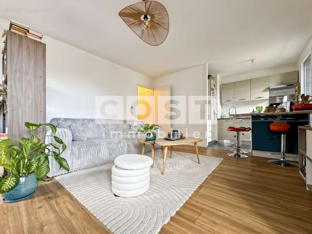 Appartement à GENNEVILLIERS