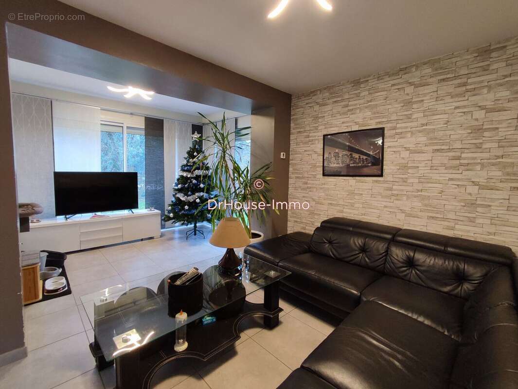 Maison à MONDRAINVILLE