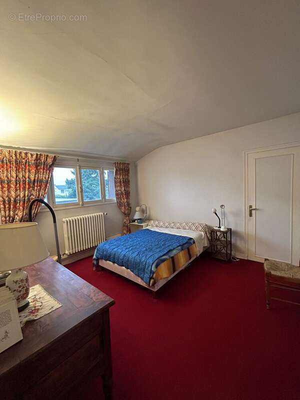 Maison à FLEURY-LES-AUBRAIS