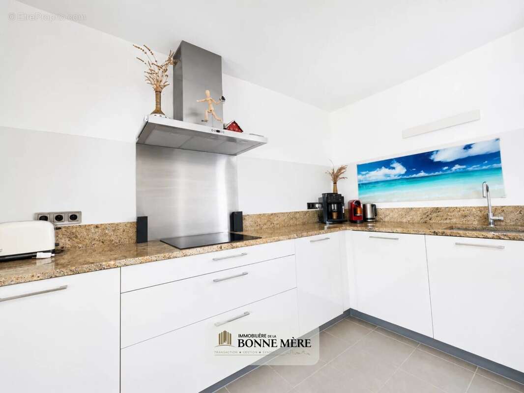 Appartement à MARSEILLE-16E