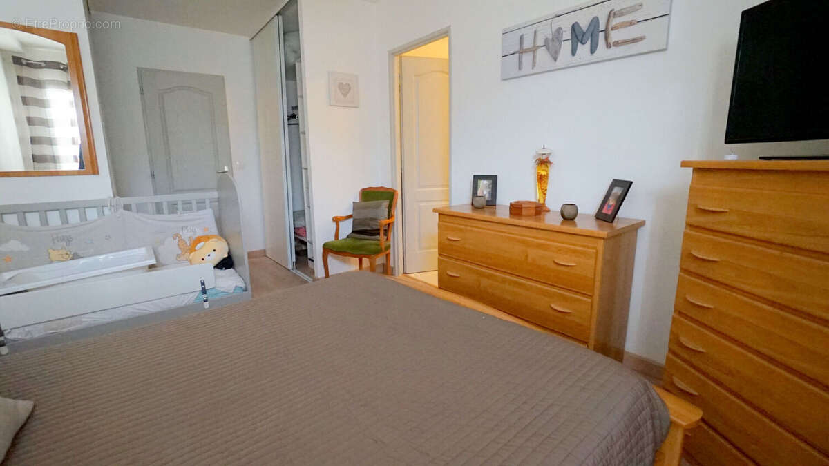 Maison à MEZIERES-SUR-SEINE