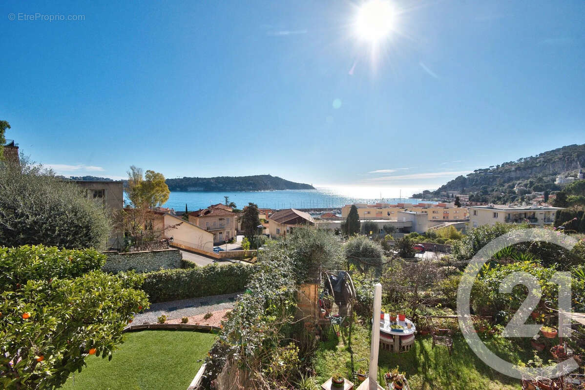 Appartement à VILLEFRANCHE-SUR-MER
