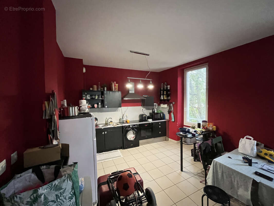 Appartement à MARSEILLE-7E