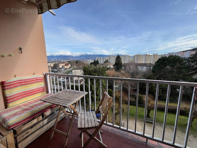 Appartement à FONTAINE