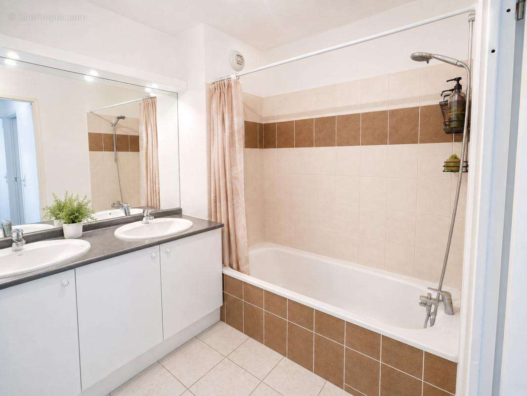 Appartement à LEGUEVIN