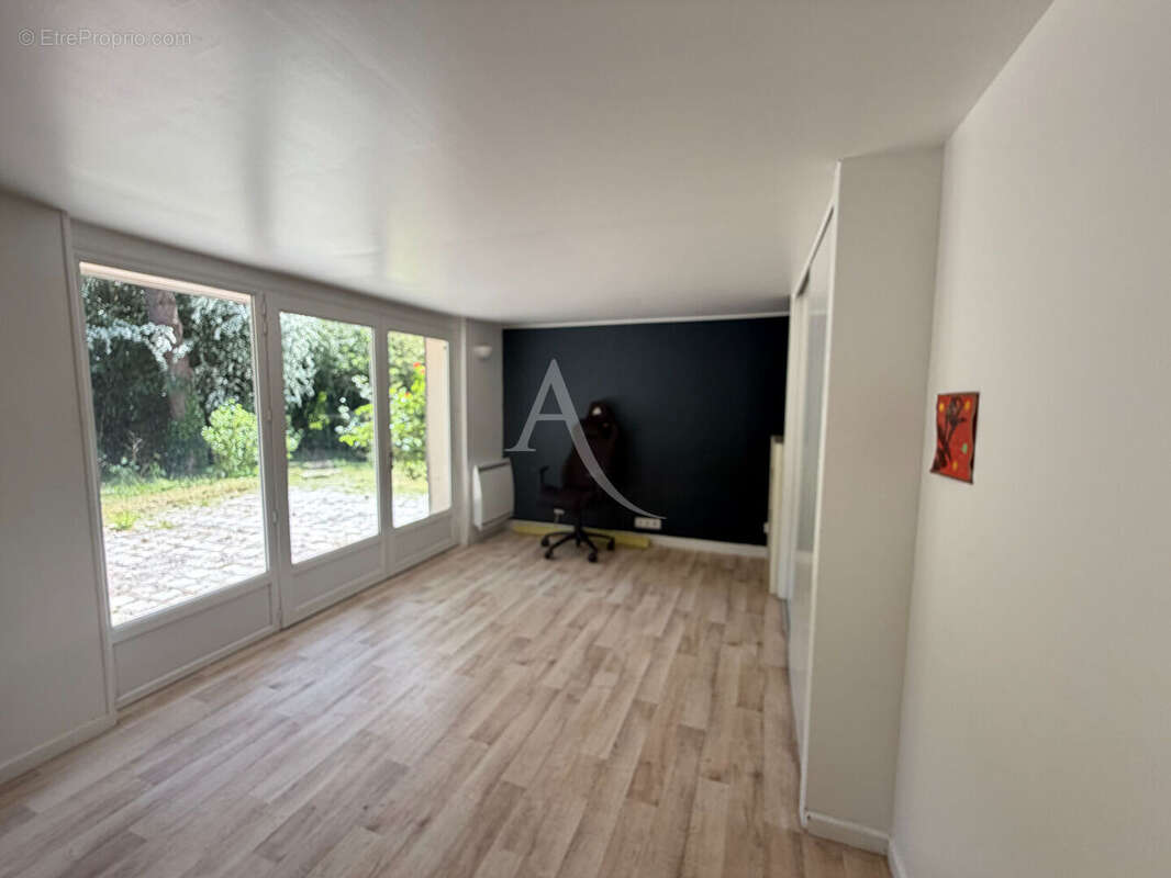 Maison à GIF-SUR-YVETTE