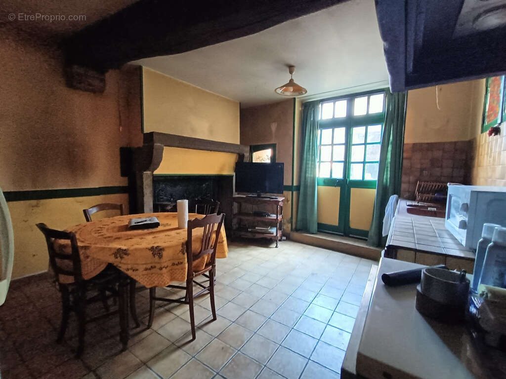 Maison à SAINT-POURCAIN-SUR-SIOULE