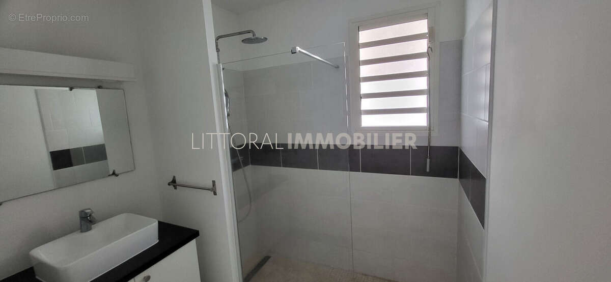 Appartement à SAINT-DENIS