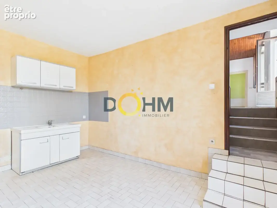 Maison mitoyenne à Auzat-la-Combelle   100 m2 habitables - photo 5