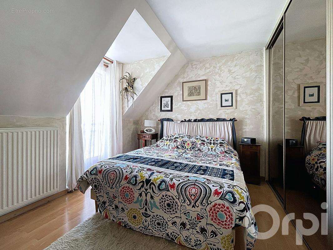 Maison à CHILLY-MAZARIN