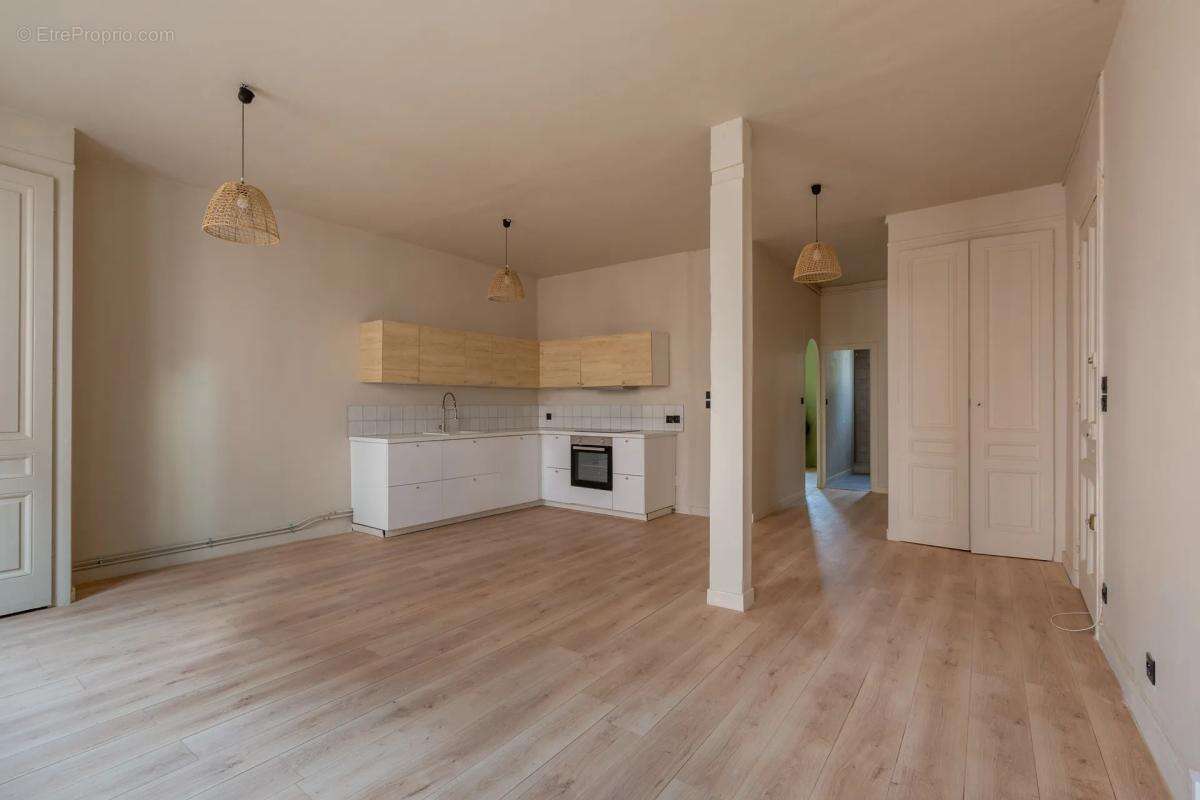 Appartement à LYON-3E