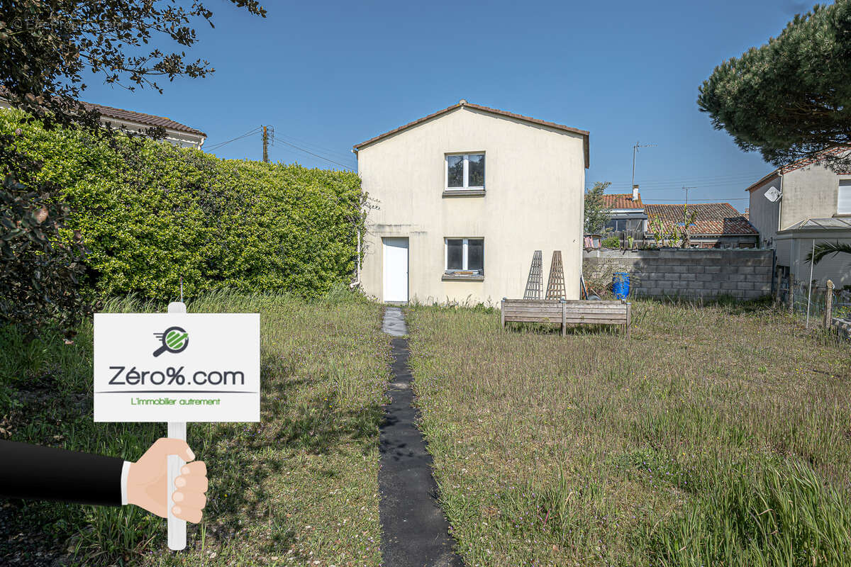 Maison à LONGEVILLE-SUR-MER