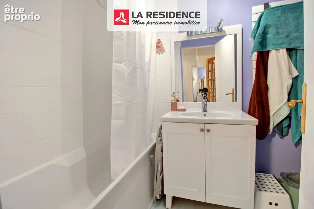 Appartement 3 pièces 63 m² à vendre à Les Clayes-Sous-Bois (78340) - photo 4