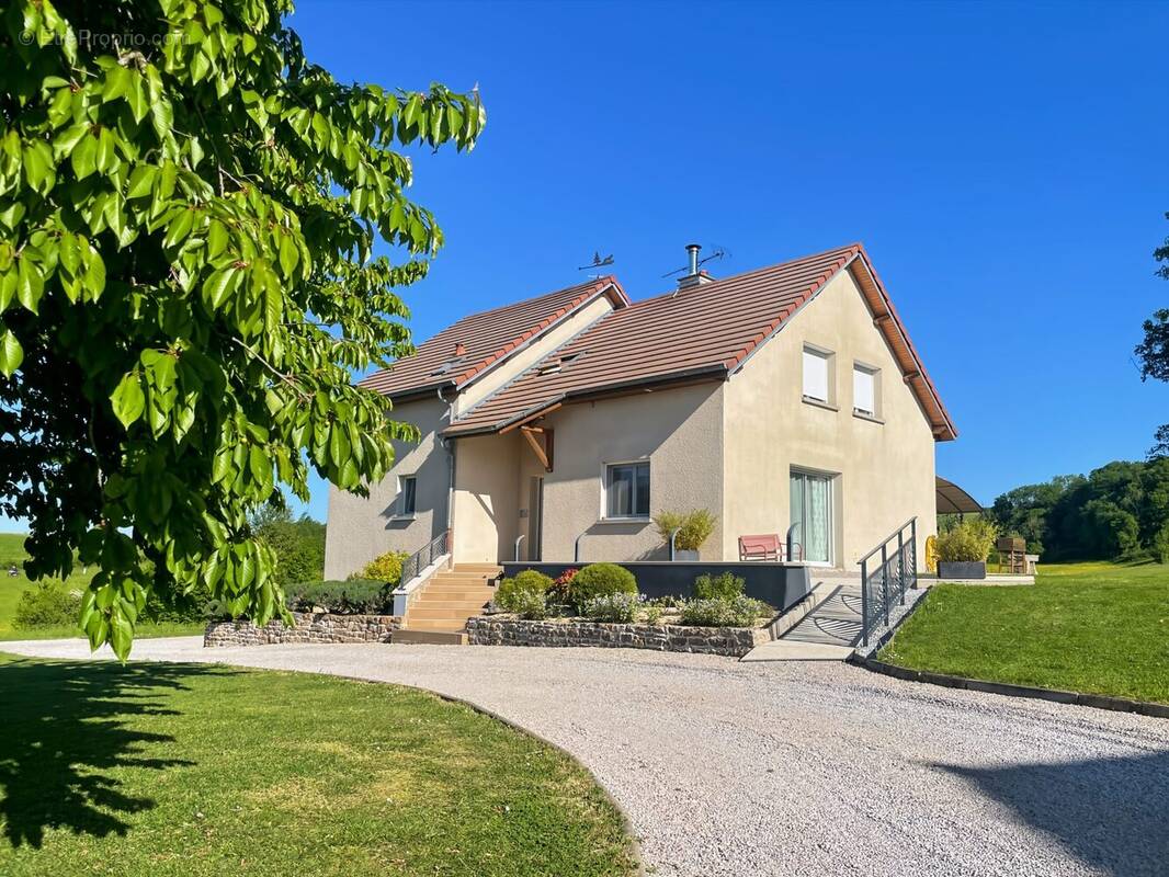 Maison à VILLERS-BUZON