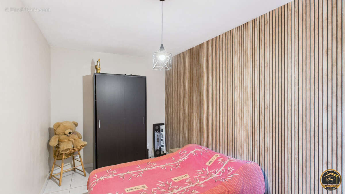 Maison 150 m² à Cruzy  - photo 8