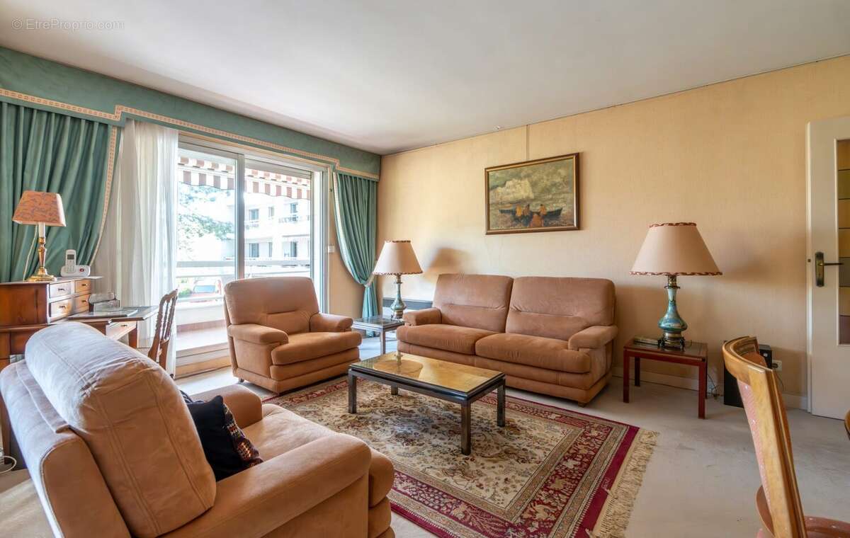 Appartement à NOGENT-SUR-MARNE