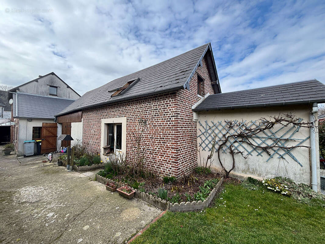 Maison à SAINT-NICOLAS-DE-LA-TAILLE