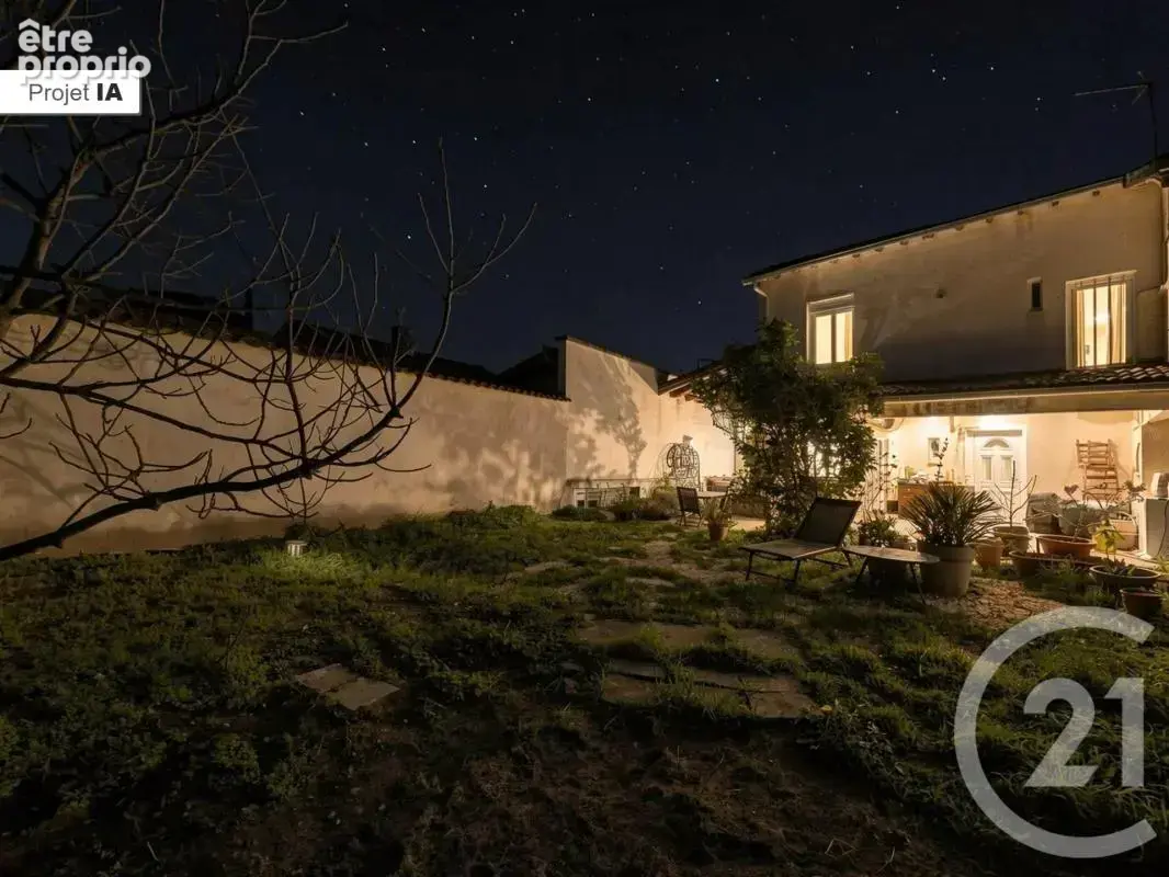 Maison 157 m² à Decines-Charpieu  - photo 16