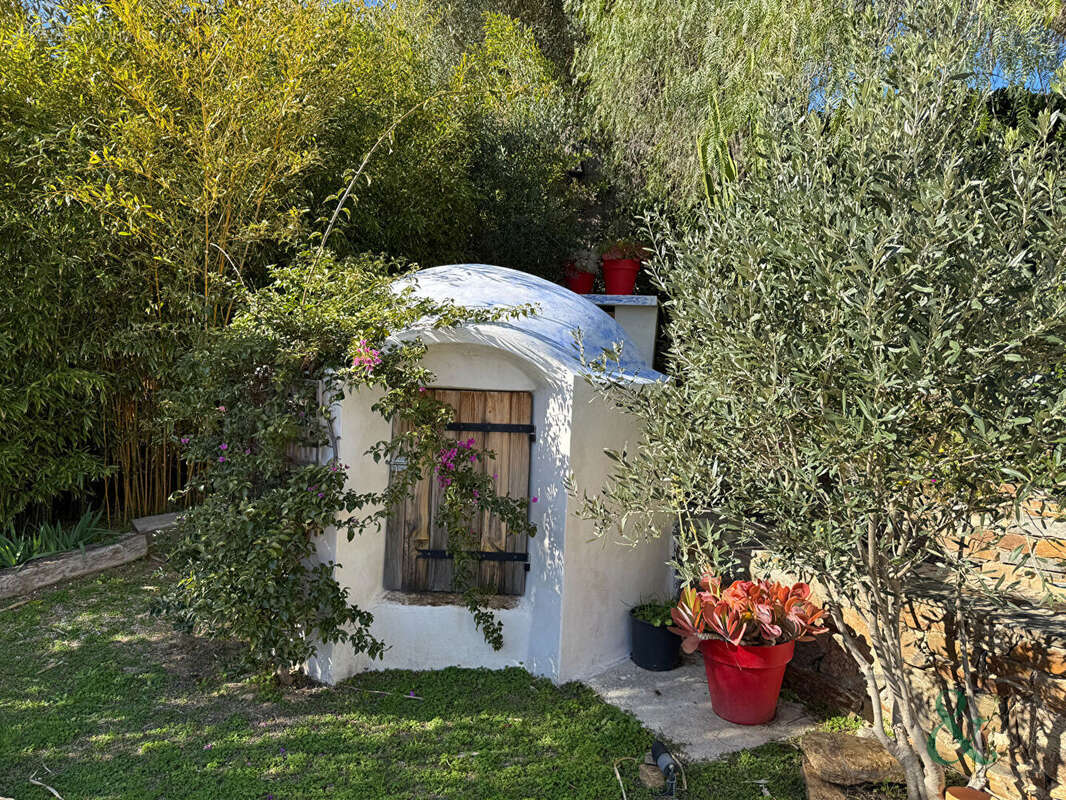 Maison à BORMES-LES-MIMOSAS