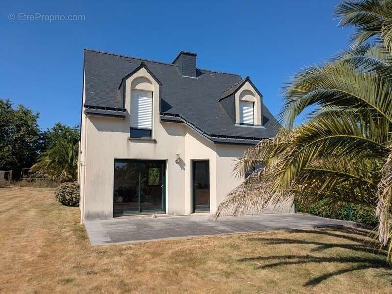 Neulliac maison recente 4 pieces 85m² parcelle cloturee de 2067m² a batir - photo 2